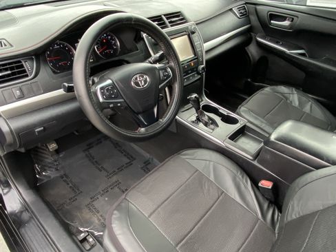Used 2016 Toyota Camry SE FWD image 26