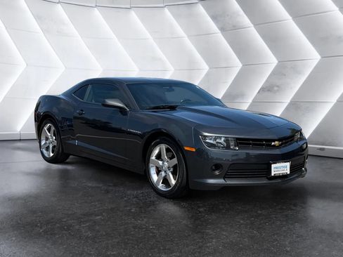 Used 2015 Chevrolet Camaro LT w/ Rear Vision Package RWD image 7