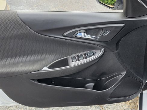 Used 2024 Chevrolet Malibu LT image 15