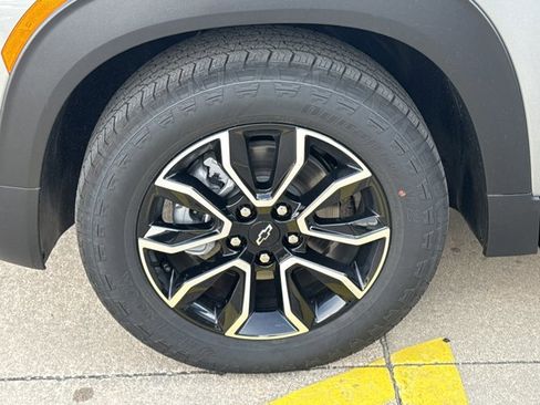 New 2026 Chevrolet TrailBlazer ACTIV w/ Convenience Package image 14