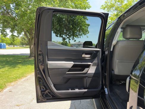 Used 2022 Toyota Tundra Limited RWD image 23