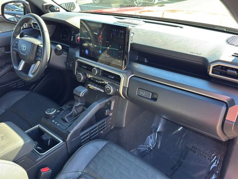 Used 2025 Toyota 4Runner TRD Off-Road Premium image 26