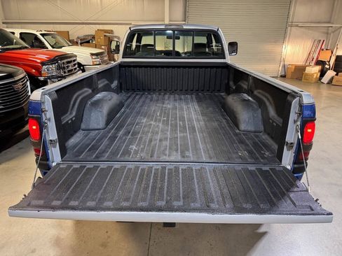 Used 1996 Dodge Ram 3500 Truck 4x4 Club Cab image 19