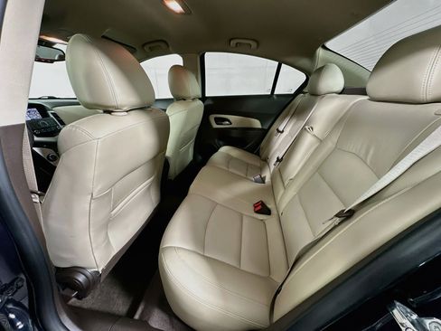 Used 2016 Chevrolet Cruze LTZ w/ Enhanced Safety Package FWD image 27