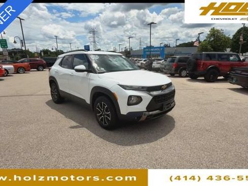 Used 2023 Chevrolet TrailBlazer ACTIV AWD/4WD image 2