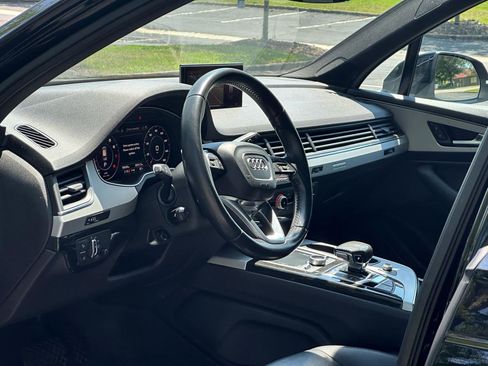 Used 2018 Audi Q7 2.0T Premium Plus w/ Premium Plus Package AWD/4WD image 12