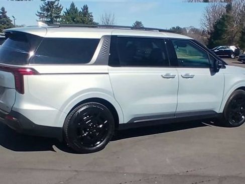 New 2026 Kia Carnival SX Prestige image 3