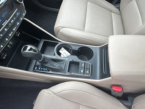 Used 2018 Hyundai Tucson Limited w/ Ultimate Package 02 FWD image 25
