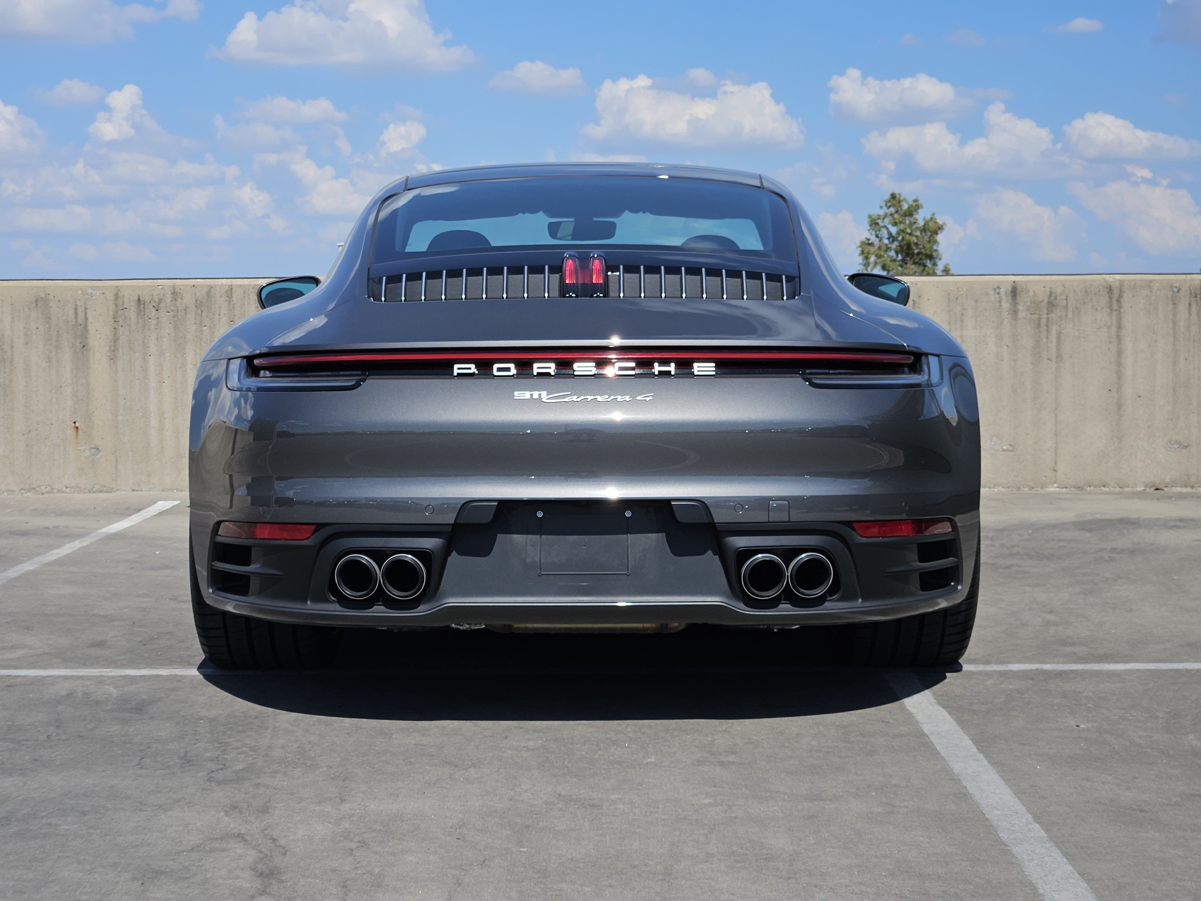 Used 2023 Porsche 911 Carrera 4 AWD/4WD image 7