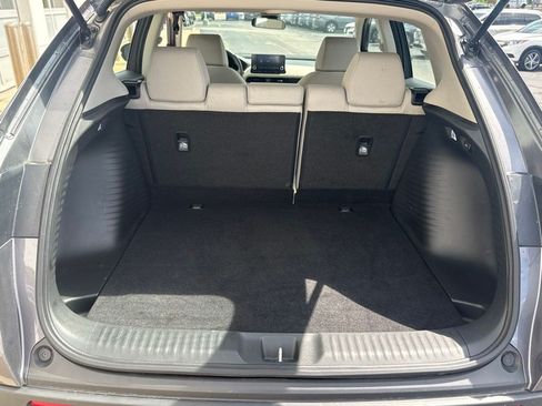 Used 2023 Honda HR-V LX image 7
