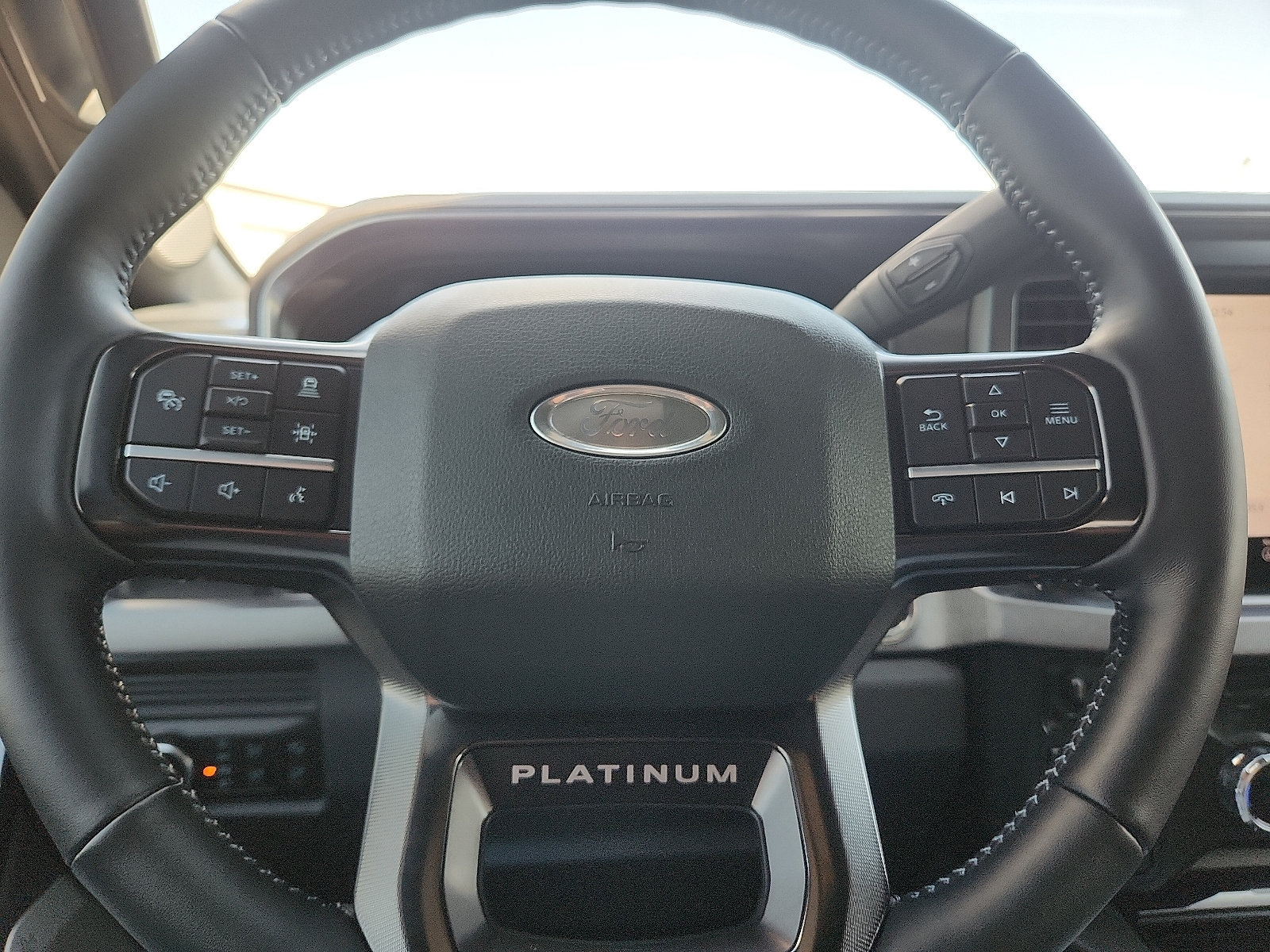 New 2026 Ford F250 Platinum w/ FX4 Off-Road Package AWD/4WD image 19