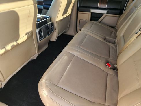 Used 2015 Ford F150 Lariat w/ Equipment Group 501A Mid image 32