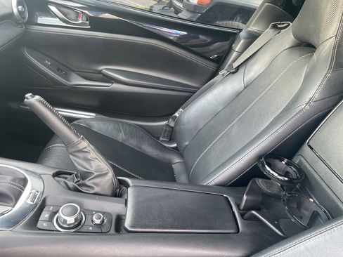 Used 2021 MAZDA MX-5 Miata RF Grand Touring image 15