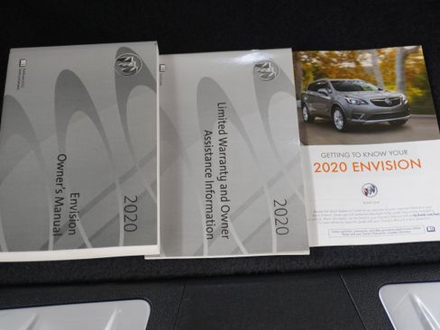 Used 2020 Buick Envision Essence image 25