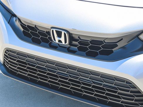 Used 2024 Honda Civic EX-L image 6