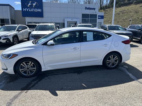 Used 2018 Hyundai Elantra SEL image 19
