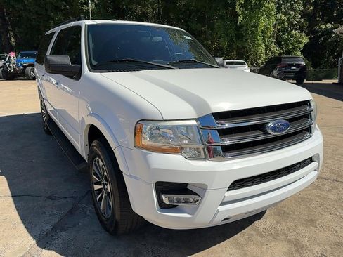 Used 2016 Ford Expedition EL XLT image 4