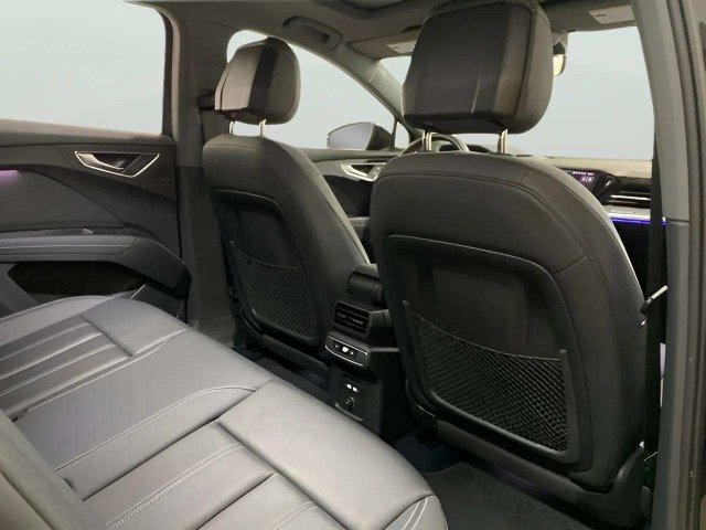 Used 2023 Audi Q4 e-tron Premium Plus RWD image 22