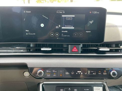 New 2026 Kia Carnival EX image 48