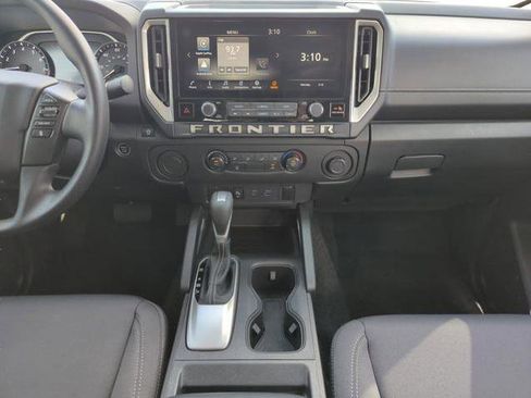 Certified 2025 Nissan Frontier SV RWD image 25