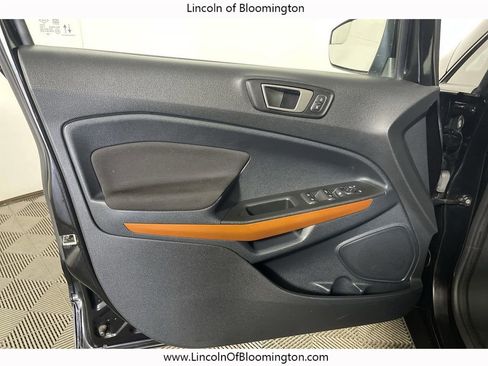 Used 2021 Ford EcoSport SE w/ SE Appearance Package image 20