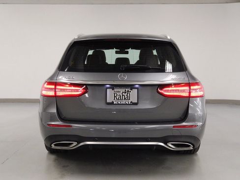 Used 2018 Mercedes-Benz E 400 E 400 image 6
