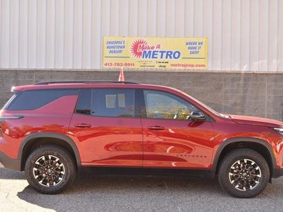 Used 2024 Chevrolet Traverse Z71 w/ Enhanced Driving Package