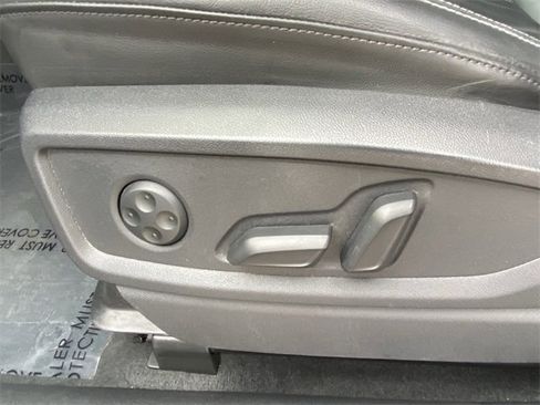 Used 2023 Audi Q5 2.0T Premium Plus image 7