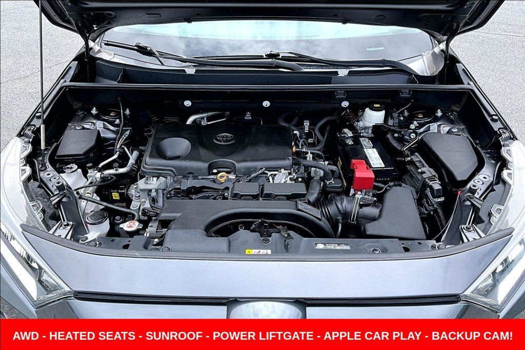 Used 2020 Toyota RAV4 XLE Premium AWD/4WD image 29