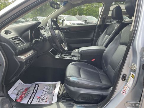 Used 2019 Subaru Outback 2.5i Limited AWD/4WD image 10