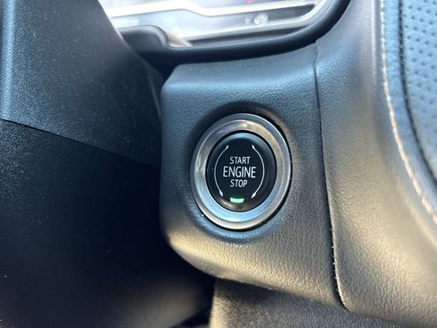 Used 2023 GMC Yukon AT4 w/ AT4 Premium Package image 16