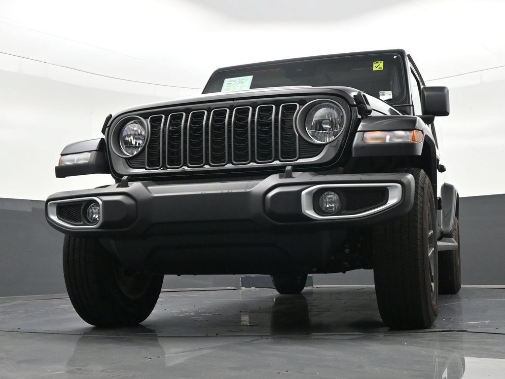 Used 2025 Jeep Gladiator Sport AWD/4WD image 29