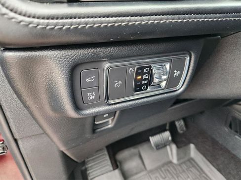 Used 2021 Lincoln Nautilus Reserve w/ Cargo Utility Package image 32