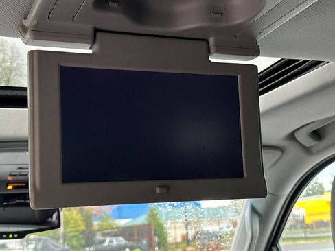 Used 2015 Chevrolet Tahoe LT image 16