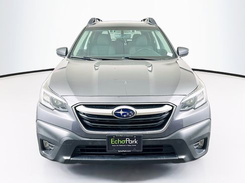 Used 2020 Subaru Outback Premium w/ Popular Package #1 AWD/4WD image 2