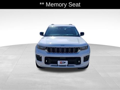 Used 2023 Jeep Grand Cherokee L Overland AWD/4WD image 8
