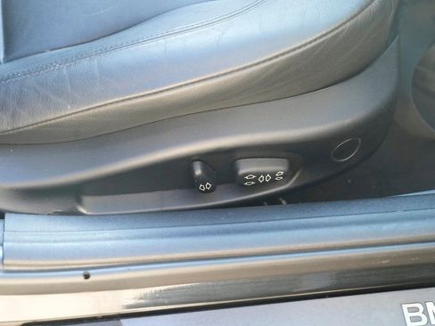 Used 2003 BMW Z4 2.5i image 27