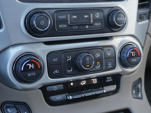 Used 2019 GMC Yukon SLT w/ Graphite Edition image 23