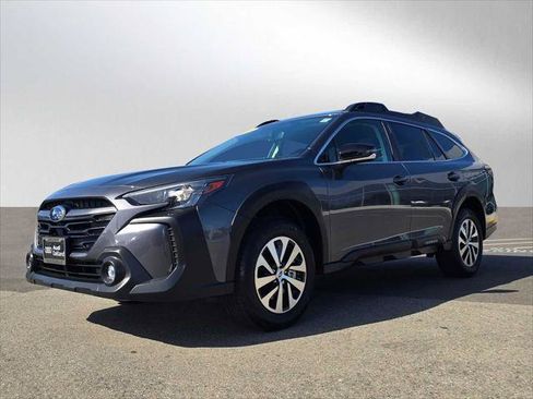 Used 2025 Subaru Outback Premium w/ Popular Package #1A AWD/4WD image 7