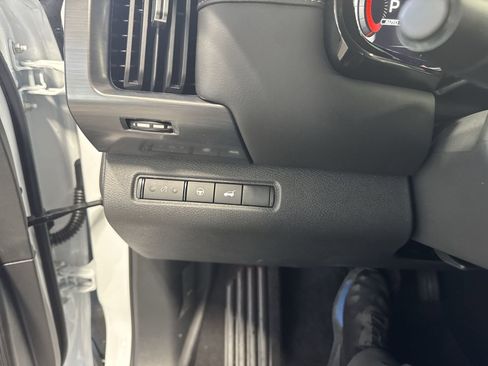 New 2026 Nissan Pathfinder SL AWD/4WD image 20