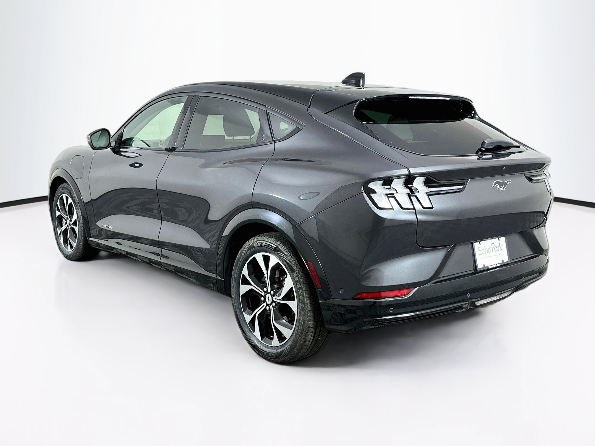 Used 2022 Ford Mustang Mach-E Premium AWD/4WD image 5