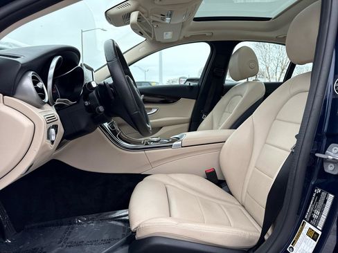 Used 2017 Mercedes-Benz C 300 4MATIC Sedan image 23