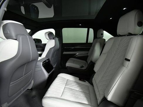 New 2025 Cadillac Escalade IQ Sport 1 w/ LPO, ONYX Package image 24