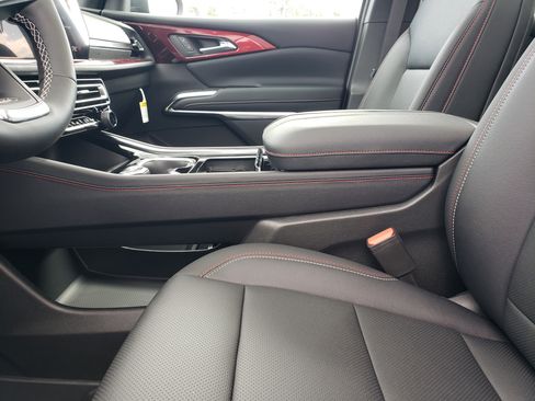 New 2026 Chevrolet Traverse Z71 image 28