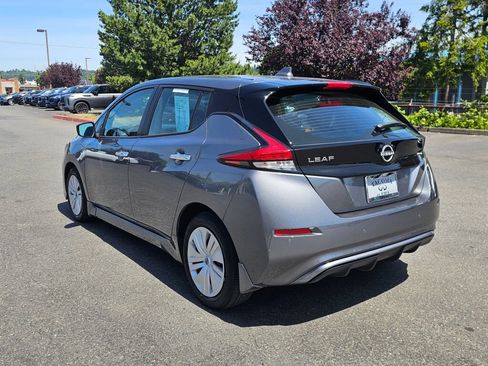 Used 2024 Nissan Leaf S FWD image 5