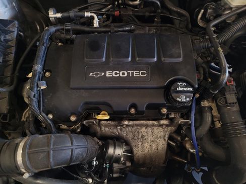 Used 2014 Chevrolet Cruze LT image 30