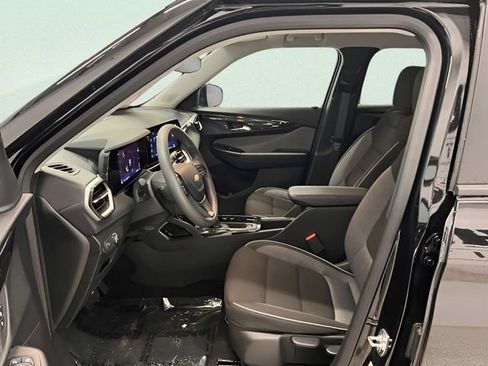 Certified 2025 Chevrolet TrailBlazer LT AWD/4WD image 15