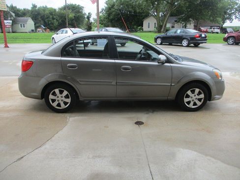 Used 2011 Kia Rio LX w/ Value Pkg FWD image 16