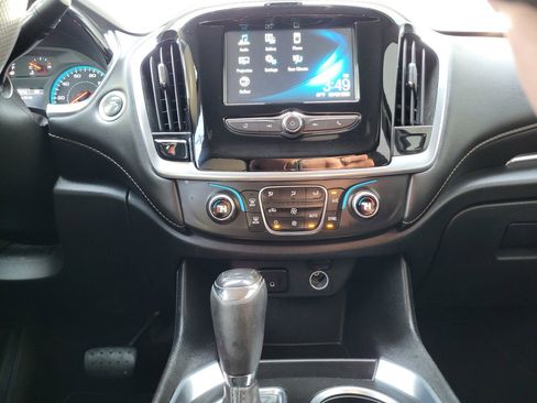 Used 2019 Chevrolet Traverse LS image 27