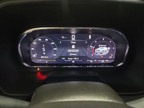 Used 2023 GMC Yukon XL SLE image 22